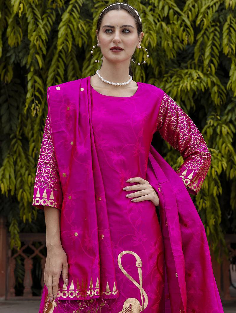 rani-pink jacquard festive kurta set