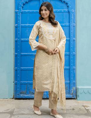 chiku chanderi silk festive kurta set 2