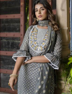 grey chanderi silk festive kurta set 4
