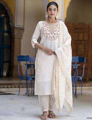 off-white chanderi silk festive kurta set 1