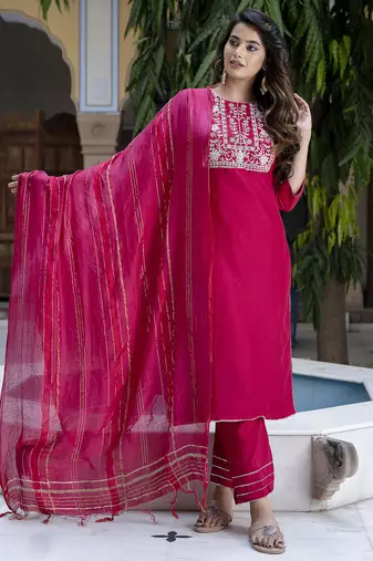 pink chinon festive kurta set