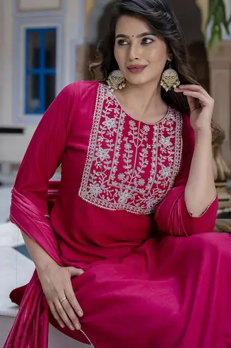 pink chinon festive kurta set