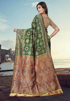 Green Banarasi Cotton Silk Saree with Red Woven Pallu and Traditional Zari Design 4