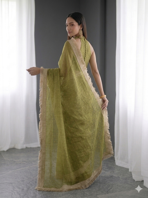 Jimichoo jacquard embellished sequinned wedding wear saree 4
