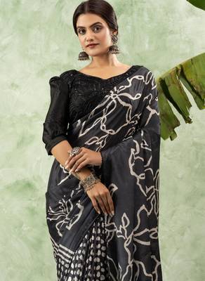 Black chiffon checked printed saree 5