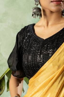 Black chiffon checked printed saree 5