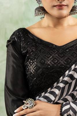 Black chiffon checked printed saree 4