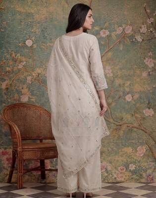 cream cotton thared work  kurta pant dupatta set 3
