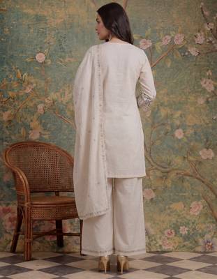 cream cotton thared work  kurta pant dupatta set 3