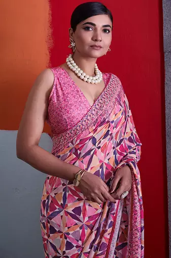 Pink cotton crepe geometrical printed saree