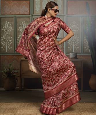 Maroon silk blend floral printed saree 2