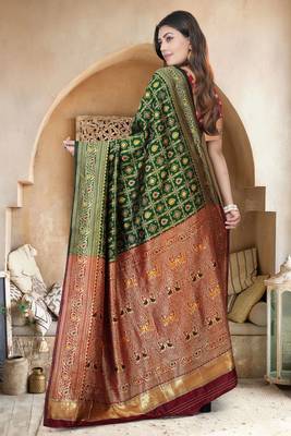 Bottle Green Banarasi Cotton Silk Saree with Maroon Woven Pallu and Traditional Zari Design 4