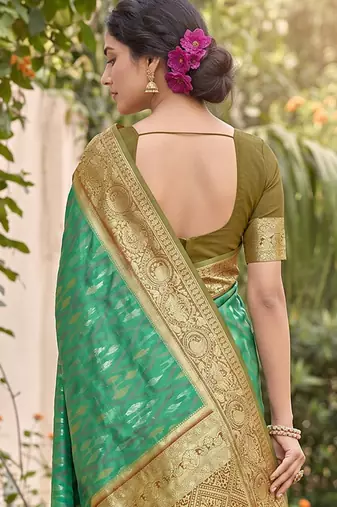 Green prined casual wear saree with blouse