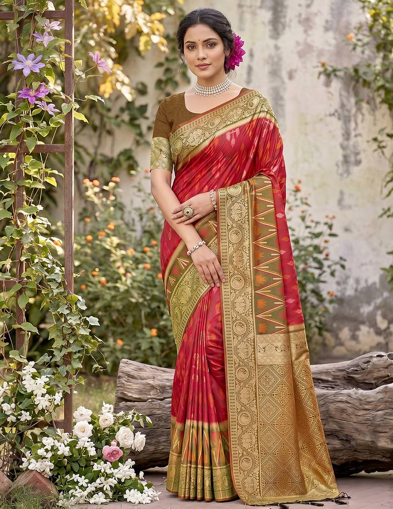 Red prined casual wear saree with blouse