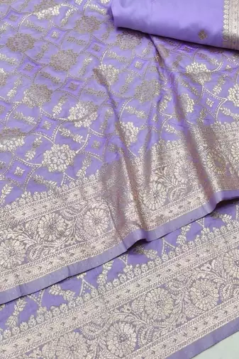 Lavender zari woven silk blend traditional saree with blouse piece