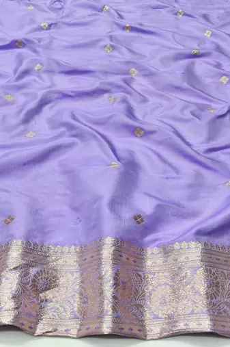 Lavender zari woven silk blend traditional saree with blouse piece