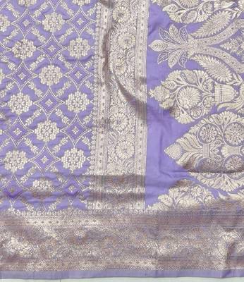 Lavender zari woven silk blend traditional saree with blouse piece 5