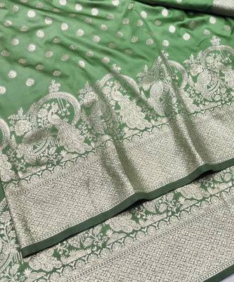 Light green zari woven silk blend traditional saree with blouse piece 3