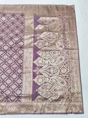 Purple zari woven silk blend traditional saree with blouse piece 2