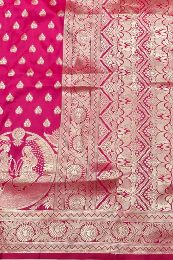 Rani zari woven silk blend traditional saree with blouse piece