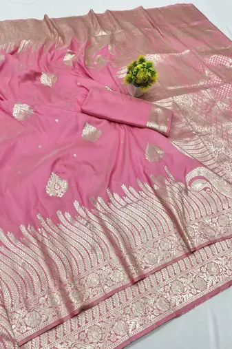 Pink zari woven silk blend traditional saree with blouse piece