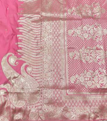 Pink zari woven silk blend traditional saree with blouse piece 5
