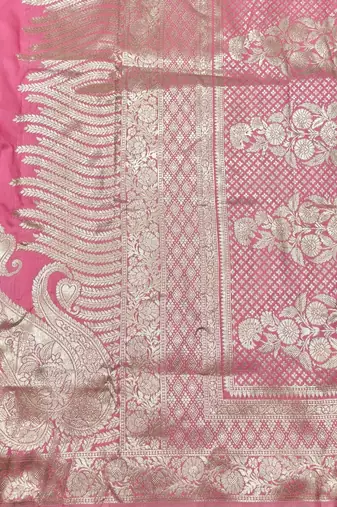 Pink zari woven silk blend traditional saree with blouse piece
