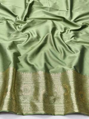 Pista zari woven silk blend traditional saree with blouse piece 4