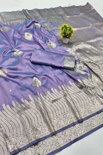 Purple zari woven silk blend traditional saree with blouse piece