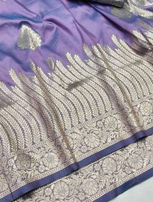 Purple zari woven silk blend traditional saree with blouse piece 3