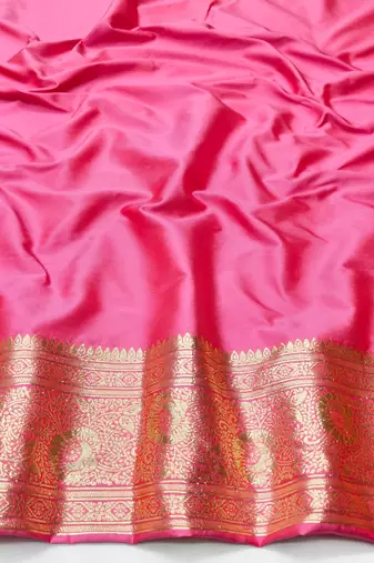 Pink zari woven silk blend traditional saree with blouse piece