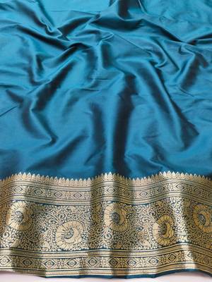 Navy blue zari woven silk blend traditional saree with blouse piece 4