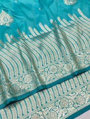 Blue zari woven silk blend traditional saree with blouse piece 2
