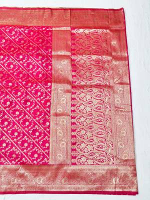 Rani pink zari woven silk blend traditional saree with blouse piece 2