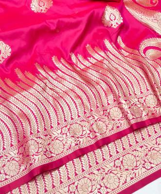 Rani pink zari woven silk blend traditional saree with blouse piece 3