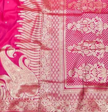 Rani pink zari woven silk blend traditional saree with blouse piece 5