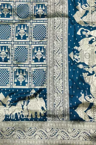 Morpich zari woven silk blend traditional saree with blouse piece