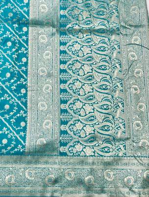 Blue zari woven silk blend traditional saree with blouse piece 5