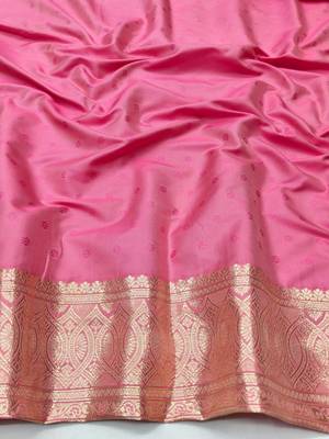 Pink zari woven silk blend traditional saree with blouse piece 4