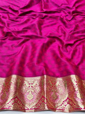 Purple zari woven silk blend traditional saree with blouse piece 4