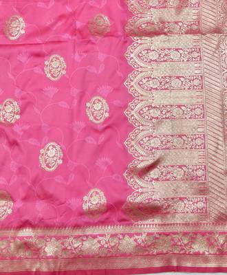 Pink zari woven silk blend traditional saree with blouse piece 5
