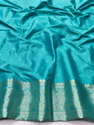 Blue zari woven silk blend traditional saree with blouse piece 3