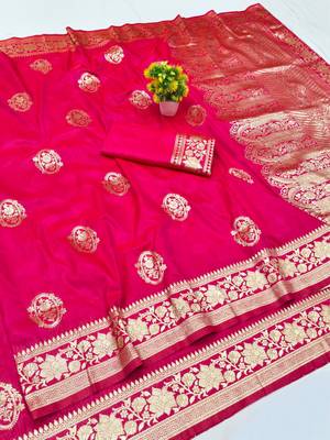 Pink zari woven silk blend traditional saree with blouse piece 1