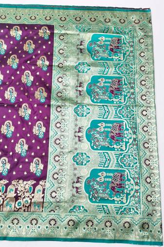 Wine zari woven patola silk blend traditional saree with blouse piece