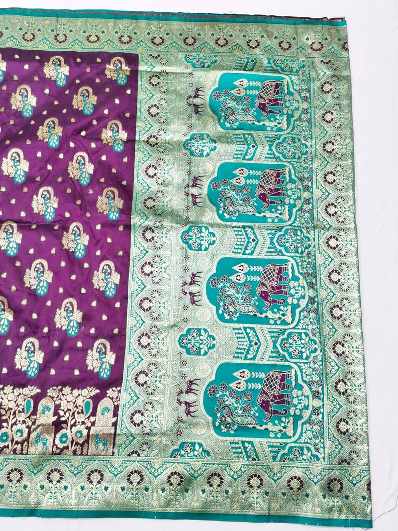 Wine zari woven patola silk blend traditional saree with blouse piece