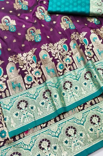 Wine zari woven patola silk blend traditional saree with blouse piece