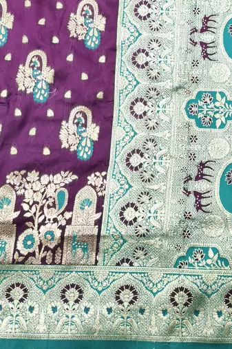 Wine zari woven patola silk blend traditional saree with blouse piece