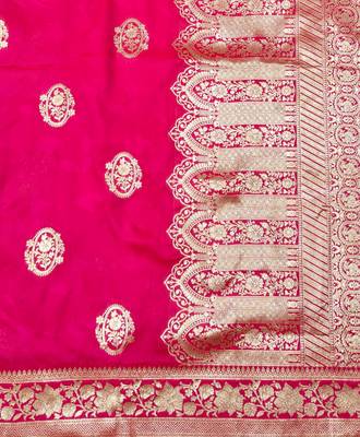 Pink zari woven silk blend traditional saree with blouse piece 5