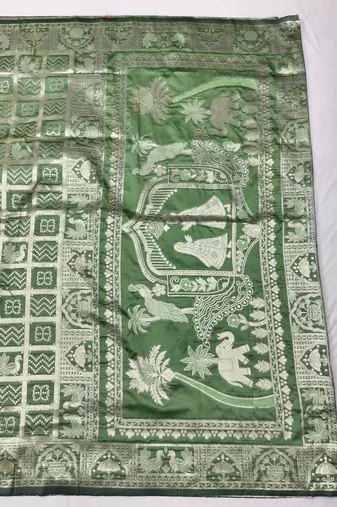 Pista zari woven patola silk blend traditional saree with blouse piece