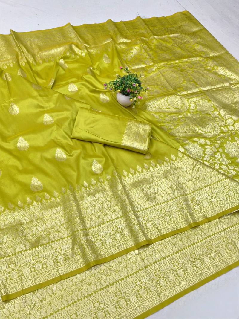 Limezari woven banarasi silk blend traditional saree with blouse piece